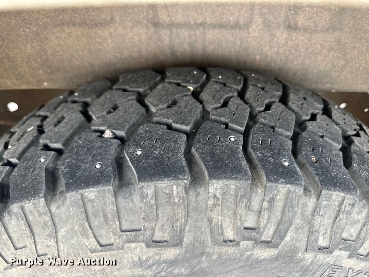 image for item OL9720 1992 Ford Econoline 350 ambulance