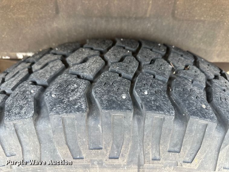 image for item OL9720 1992 Ford Econoline 350 ambulance