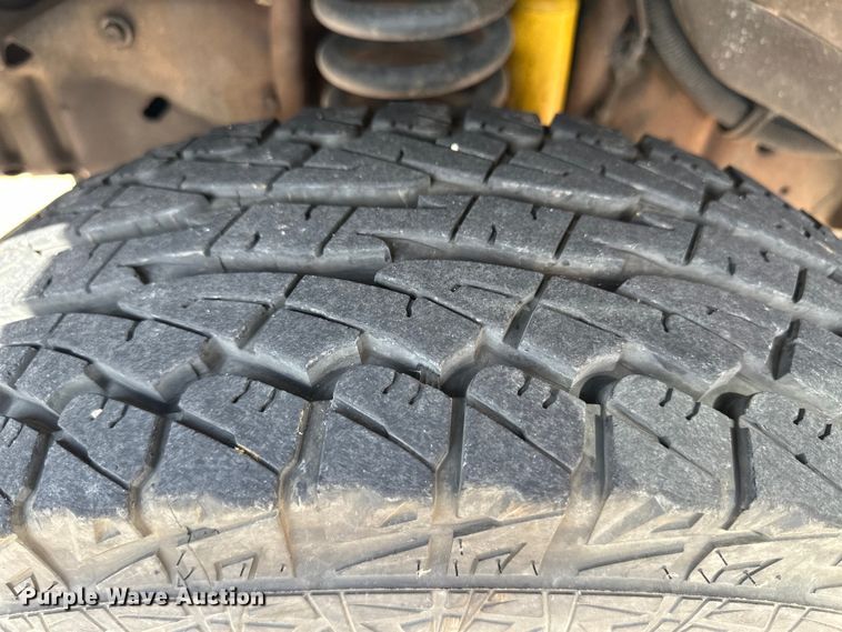 image for item OL9720 1992 Ford Econoline 350 ambulance