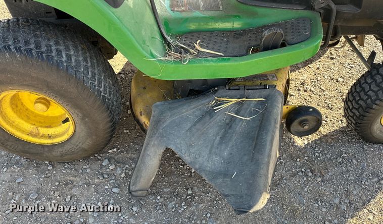 image for item OM9937 John Deere D125 lawn mower
