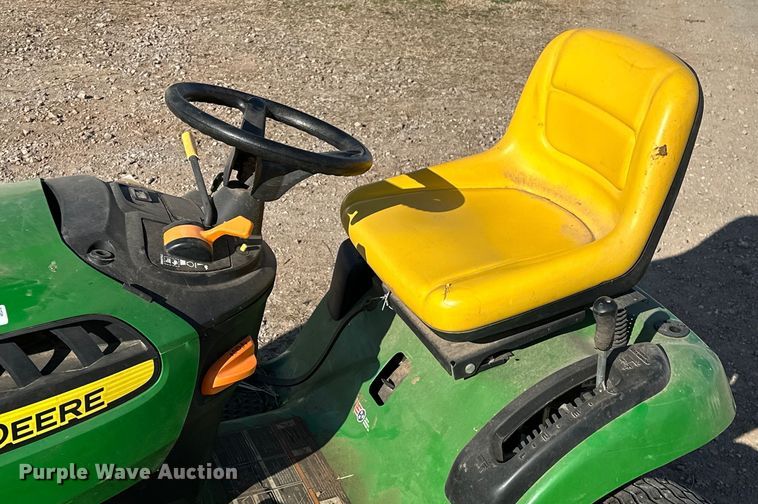 image for item OM9937 John Deere D125 lawn mower