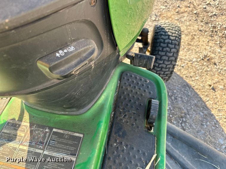 image for item OM9937 John Deere D125 lawn mower