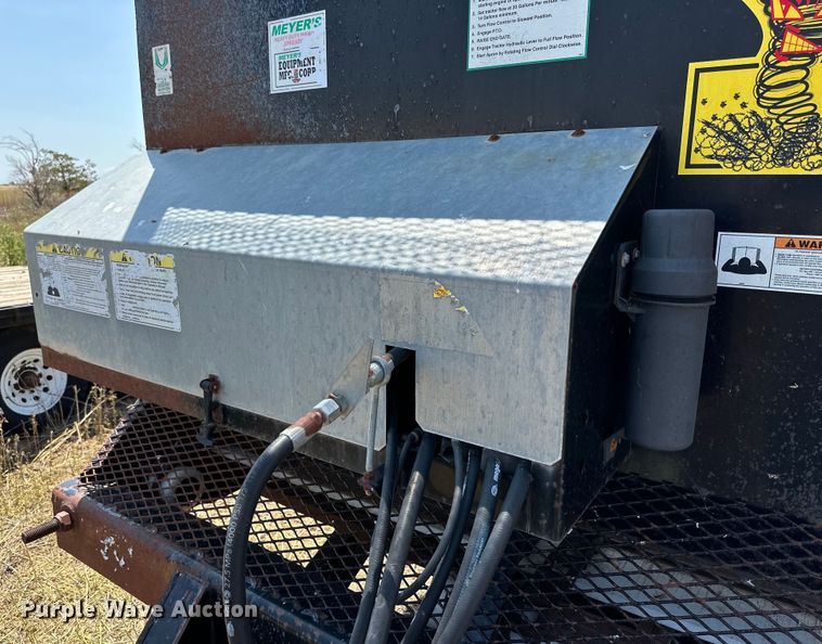 image for item DK6715 Meyers VB750 manure spreader