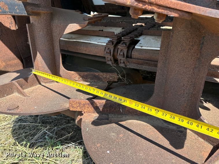 image for item DK6715 Meyers VB750 manure spreader