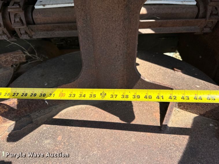 image for item DK6715 Meyers VB750 manure spreader