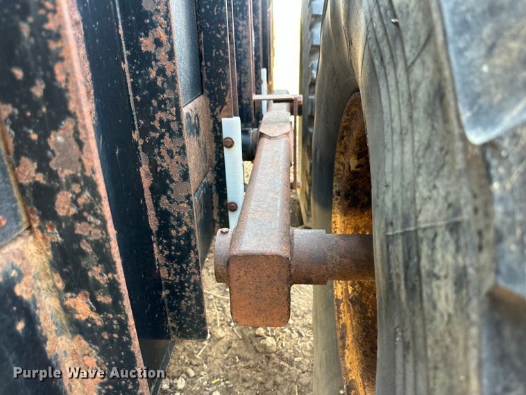 image for item DK6715 Meyers VB750 manure spreader