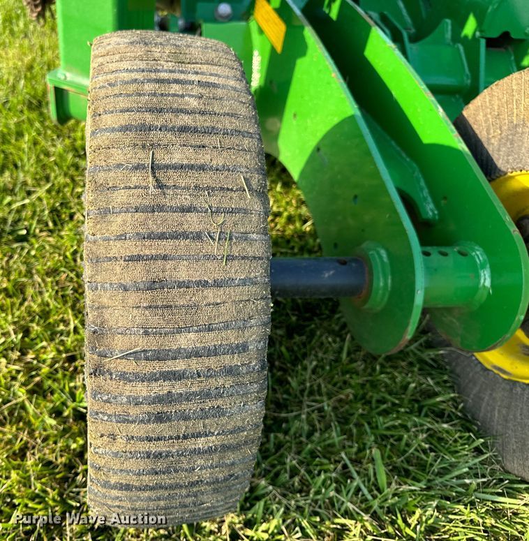 image for item DL4478 John Deere FC15R batwing rotary mower