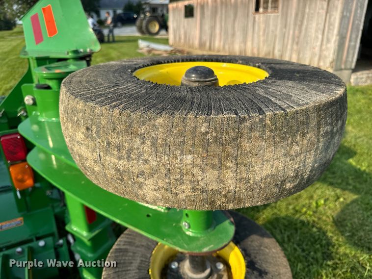 image for item DL4478 John Deere FC15R batwing rotary mower