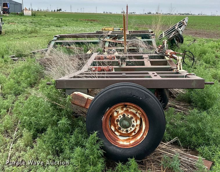 image for item DM2724 Flex-King sweep plow