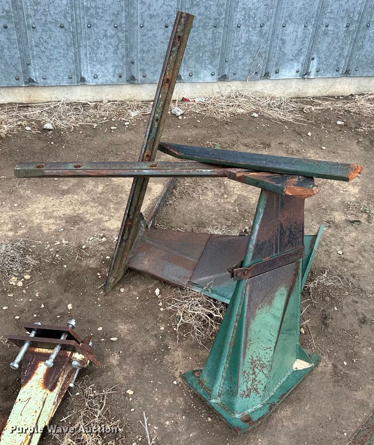 image for item DM2724 Flex-King sweep plow