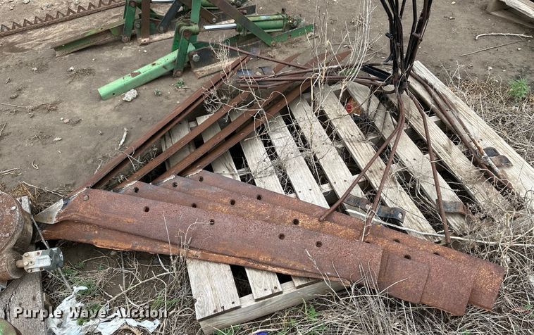 image for item DM2724 Flex-King sweep plow