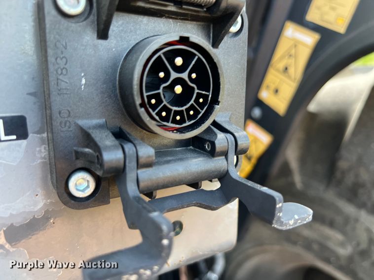 image for item DO2481 2009 Challenger MT645C MFWD tractor