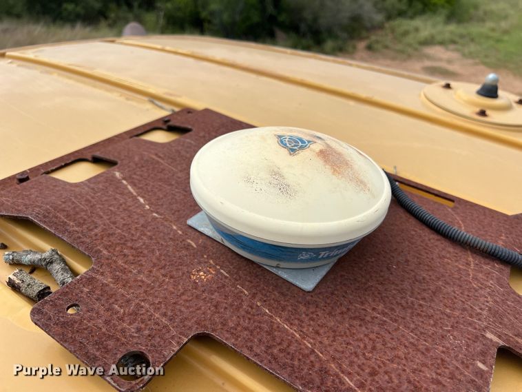 image for item DO2481 2009 Challenger MT645C MFWD tractor