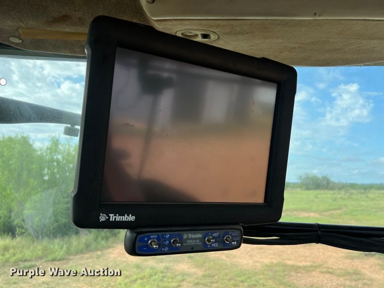 image for item DO2481 2009 Challenger MT645C MFWD tractor