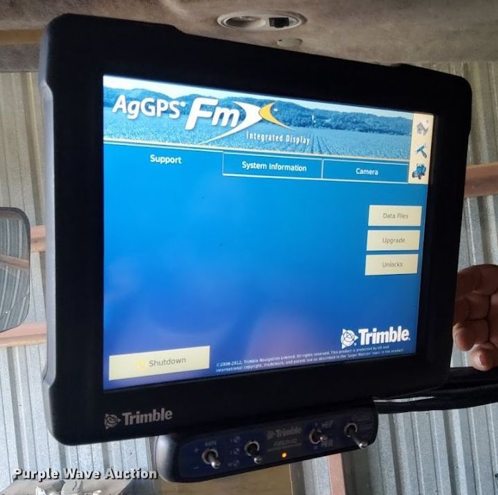 image for item DO2481 2009 Challenger MT645C MFWD tractor