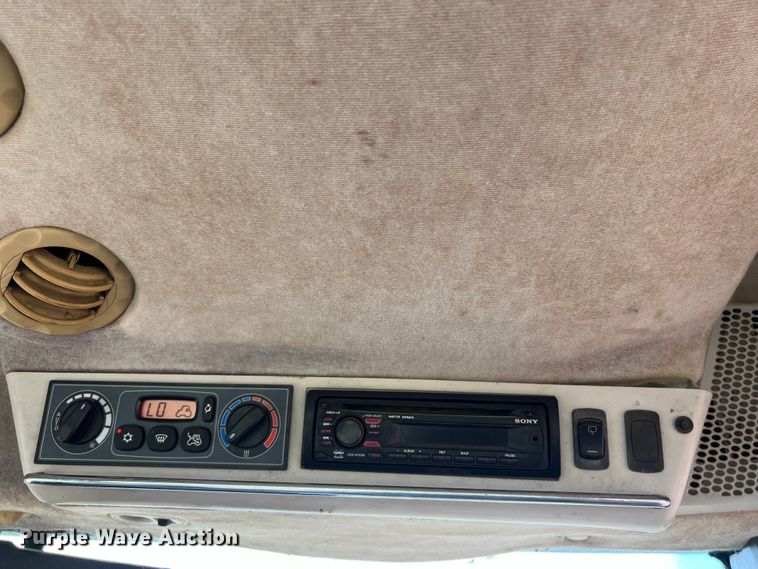 image for item DO2481 2009 Challenger MT645C MFWD tractor