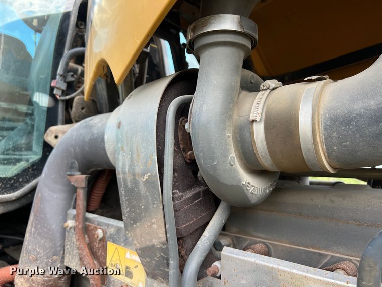 image for item DO2481 2009 Challenger MT645C MFWD tractor