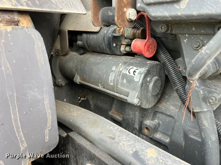 image for item DO2481 2009 Challenger MT645C MFWD tractor