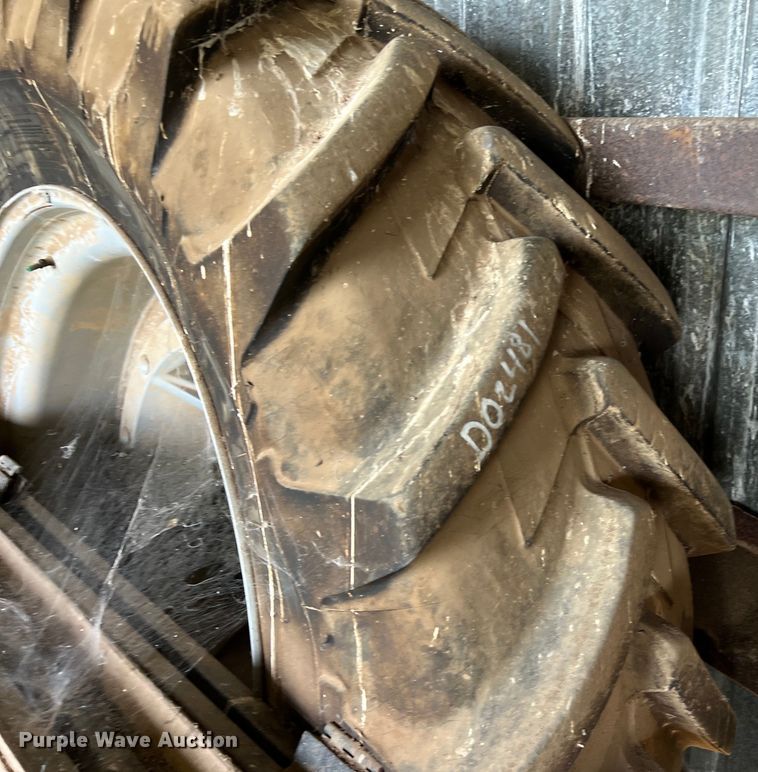 image for item DO2481 2009 Challenger MT645C MFWD tractor