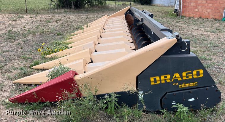 image for item DO2484 2012 Olimac Dragon N12 corn head