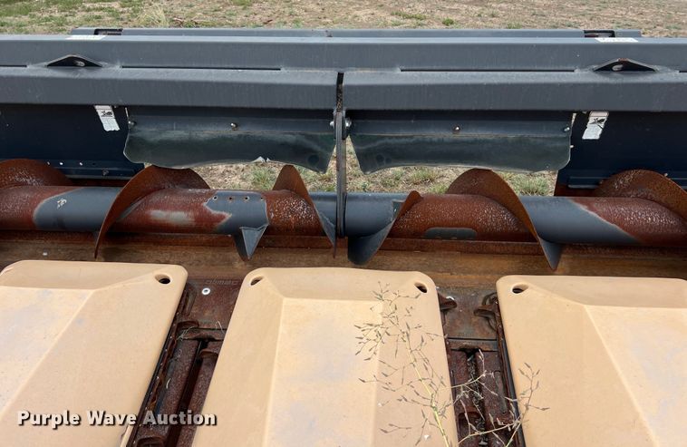 image for item DO2484 2012 Olimac Dragon N12 corn head