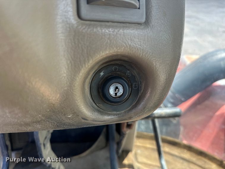 image for item DO7099 2004 Case IH STX450 4WD tractor