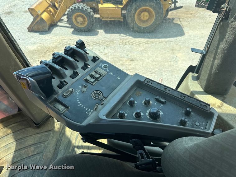 image for item DO7099 2004 Case IH STX450 4WD tractor