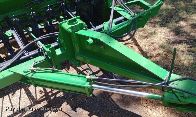 image for item DP1194 John Deere 8350 grain drill