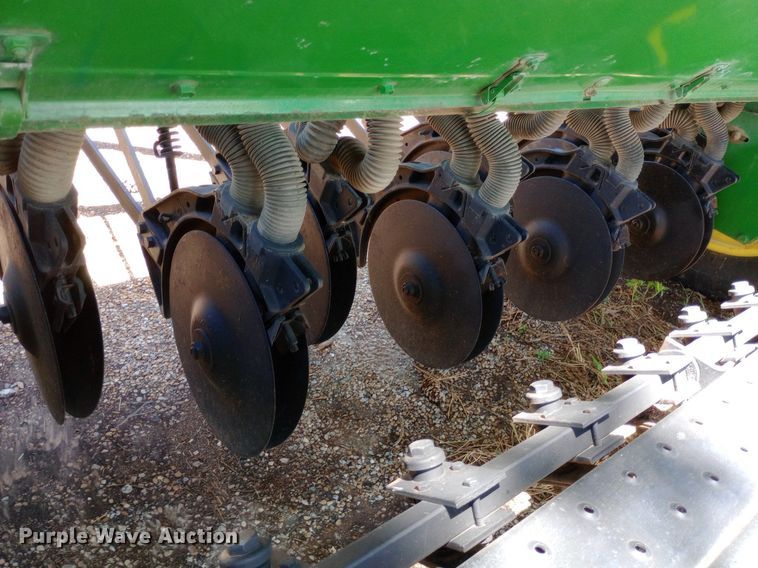 image for item DP1194 John Deere 8350 grain drill
