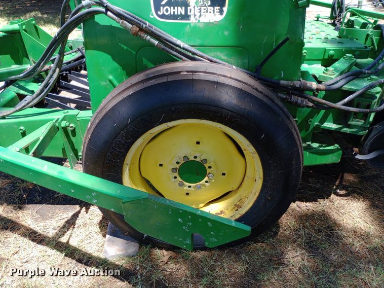 image for item DP1194 John Deere 8350 grain drill