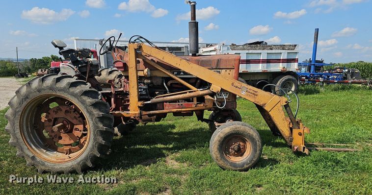 image for item DP6554 1963 Farmall McCormick F706 tractor