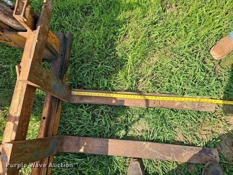 image for item DP6554 1963 Farmall McCormick F706 tractor