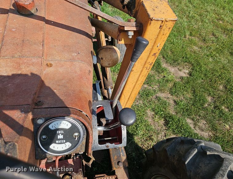 image for item DP6554 1963 Farmall McCormick F706 tractor