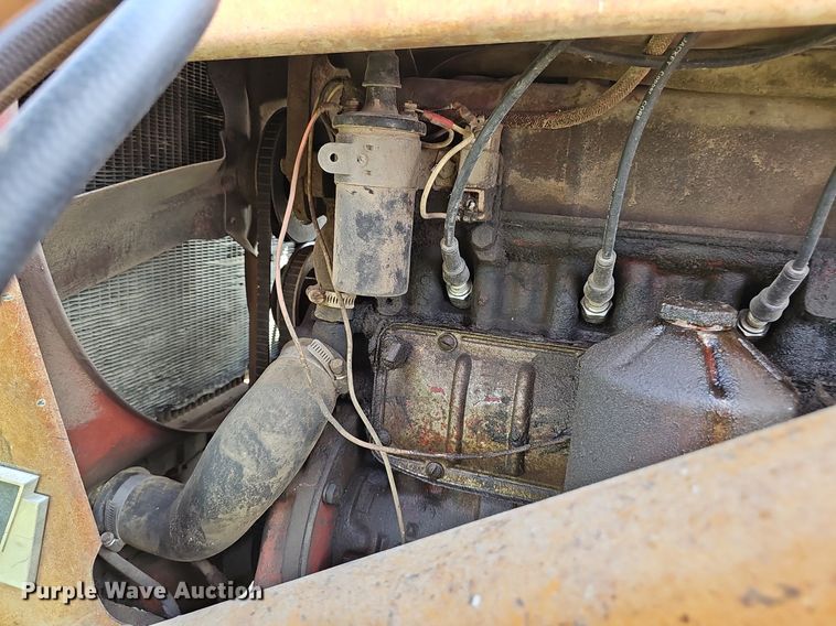 image for item DP6554 1963 Farmall McCormick F706 tractor