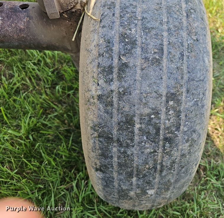 image for item DP6554 1963 Farmall McCormick F706 tractor