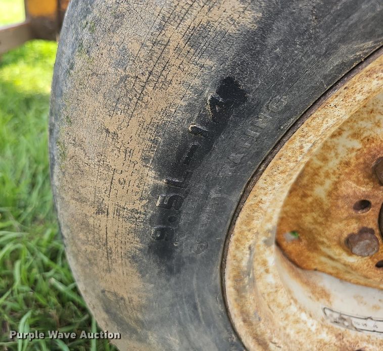 image for item DP6554 1963 Farmall McCormick F706 tractor