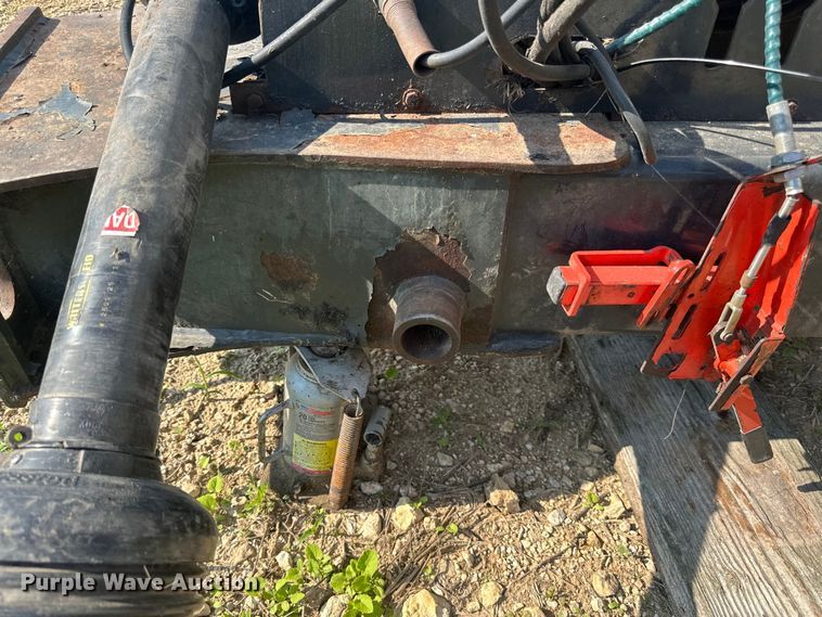 image for item DP8426 Kuhn Knight VTC 1100 feed mixer