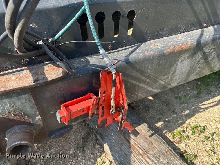 image for item DP8426 Kuhn Knight VTC 1100 feed mixer