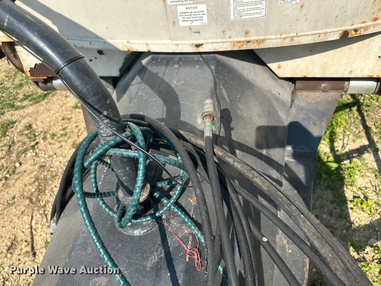 image for item DP8426 Kuhn Knight VTC 1100 feed mixer