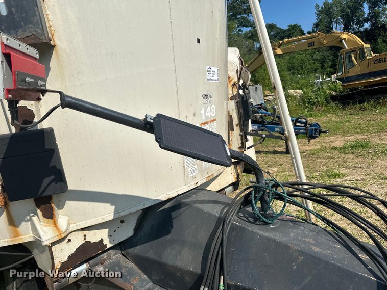 image for item DP8426 Kuhn Knight VTC 1100 feed mixer