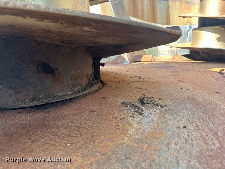 image for item DP8426 Kuhn Knight VTC 1100 feed mixer