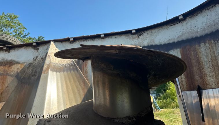 image for item DP8426 Kuhn Knight VTC 1100 feed mixer