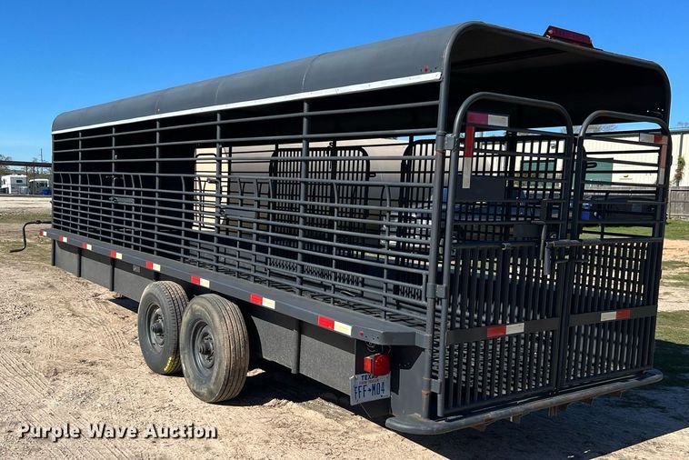image for item DQ2324 1998 Gooseneck  B8B1 livestock trailer