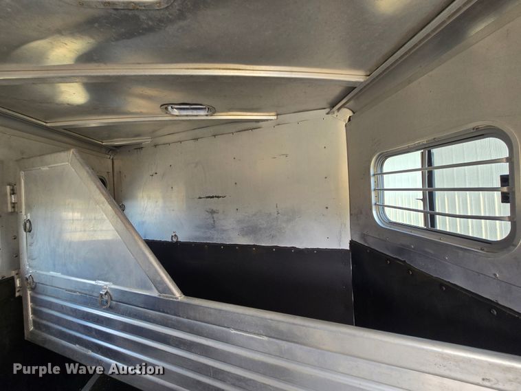 image for item DQ4441 2000 Featherlite 8541 livestock trailer