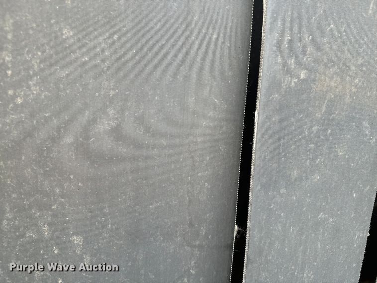 image for item DQ6879 2001 Vermeer 605XL round baler