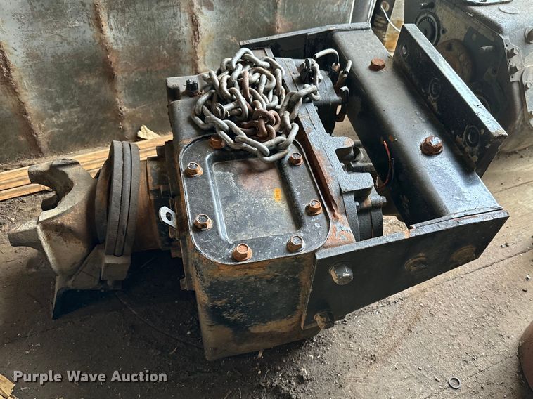 image for item DQ6882 Two speed gear box 