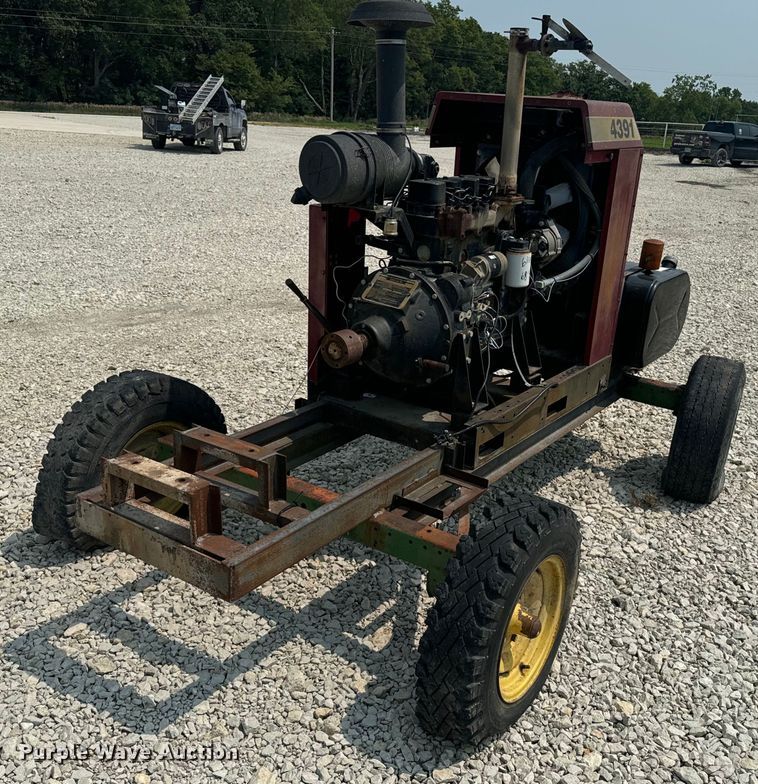 image for item DQ6896 Case IH 4391 irrigation power unit