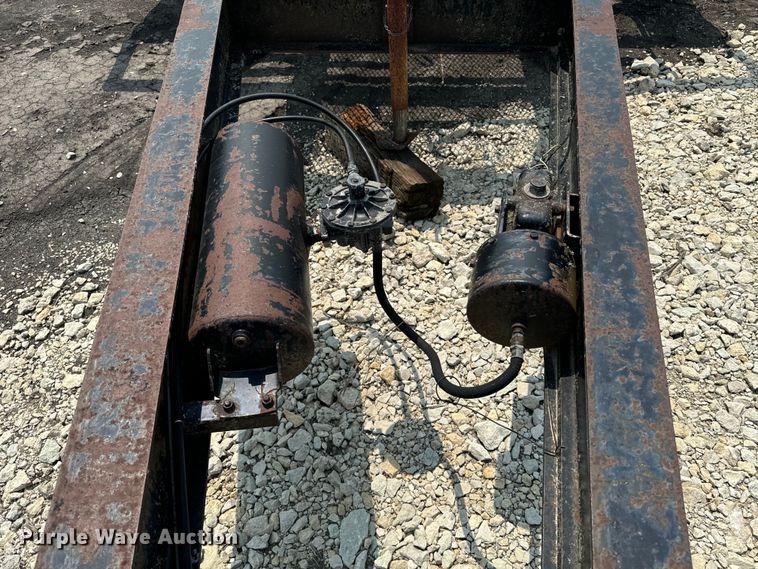 image for item DQ6898 Antz forage harvester trailer