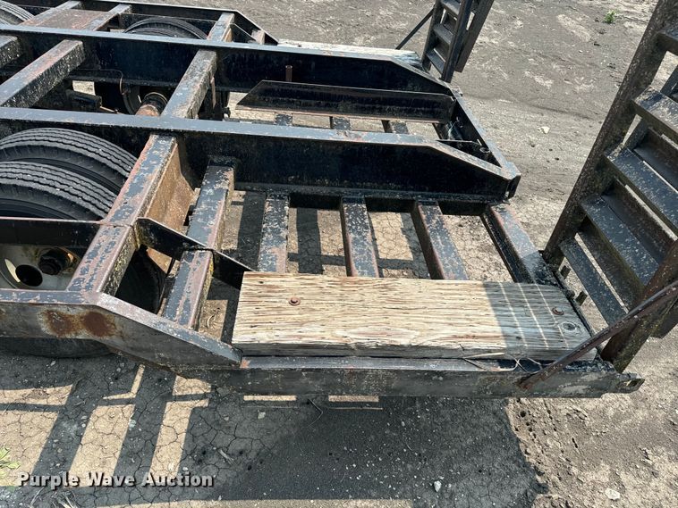 image for item DQ6898 Antz forage harvester trailer