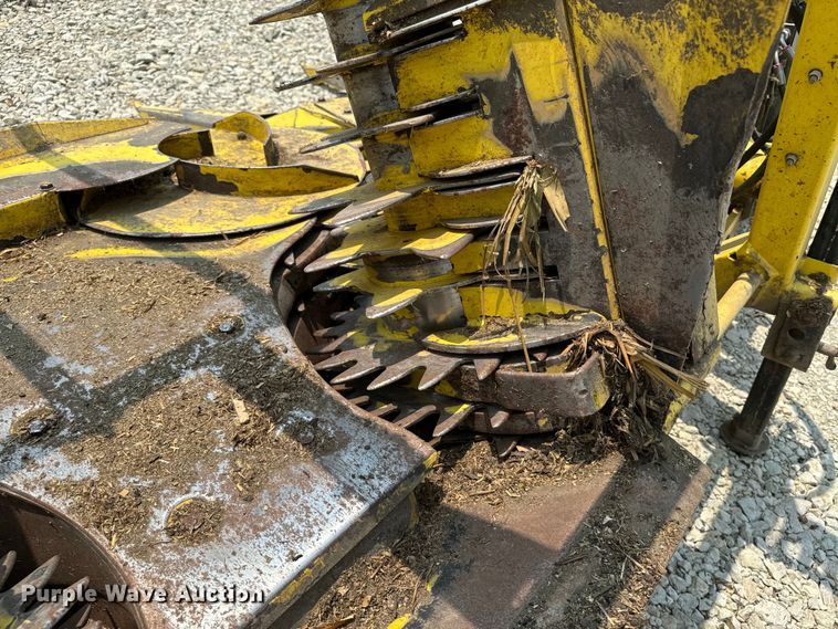 image for item DQ6899 John Deere rotary forage head